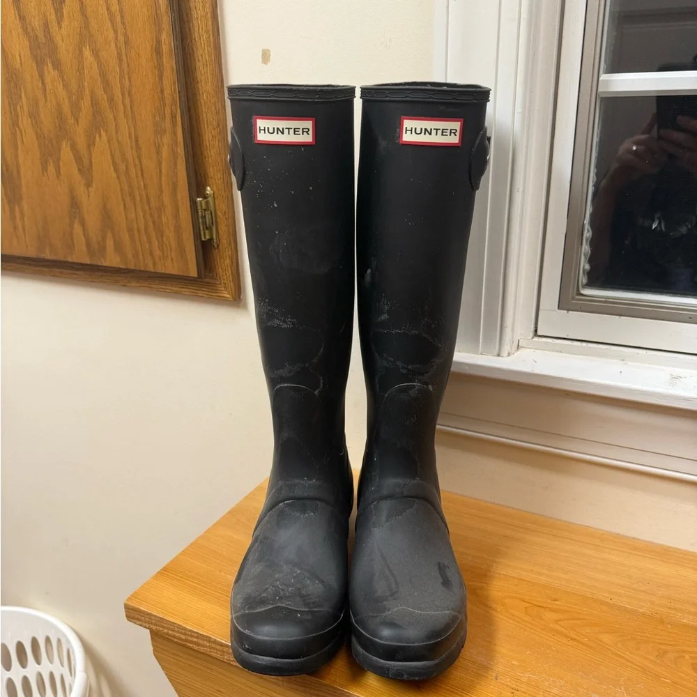 Hunter Black Interior Label Boots
